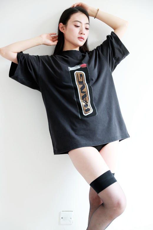 闪钻闪钻，烫金高锭大主tee。摩登氛围感圆领情侣短袖t恤E032188 商品图11