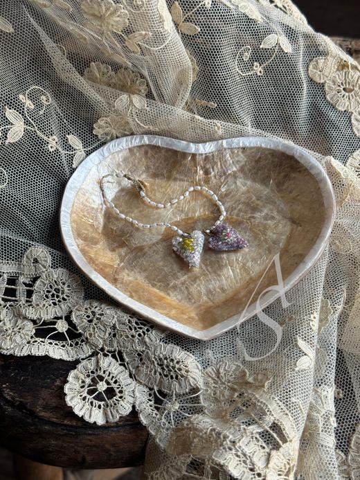 Antomoon 26SS 手工古董珠绣双心型挂坠手链 商品图4