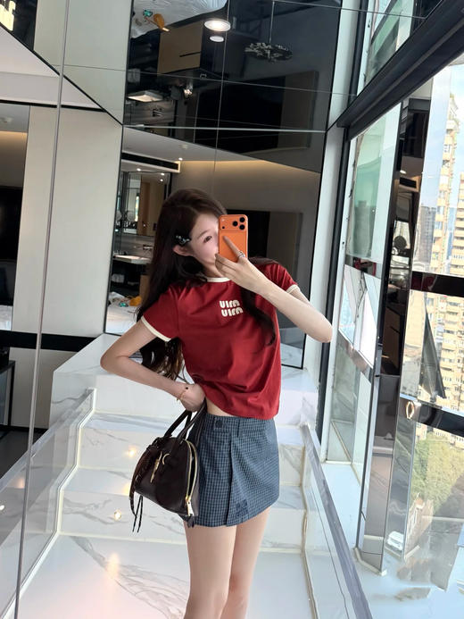 【非质量问题不退换】MiuMiu 26早春新款短袖（XHH） 商品图1