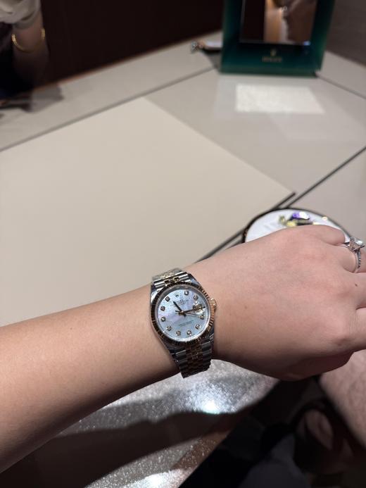 劳力士 白贝母间金日志腕表尺寸:36mm 商品图6