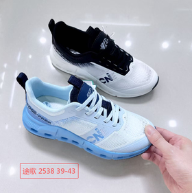 途歌TD 2538  单网跑鞋  39-43系带