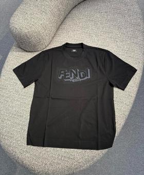 男款字母短袖T恤he011