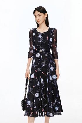 珂莱蒂尔koradior女装连衣裙寂夜玫瑰KF13049R7