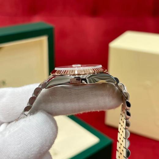 劳力士 日志腕表优雅的浅咖啡色盘面采用原版2236机械机芯尺寸:31mm 商品图8