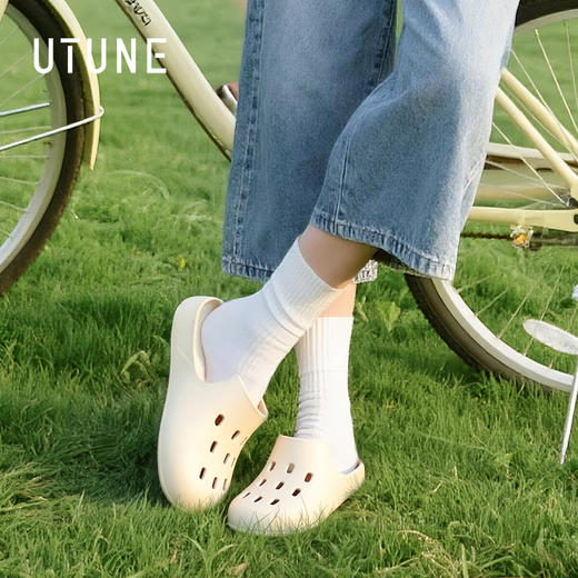 优调 复古穆勒鞋   厚底半拖鞋款式，经典复古，穿搭有型，居家外穿都可以，EVA 云感鞋床，耐穿，耐磨，防滑，走路不累，男女同款 UXT1052 商品图2