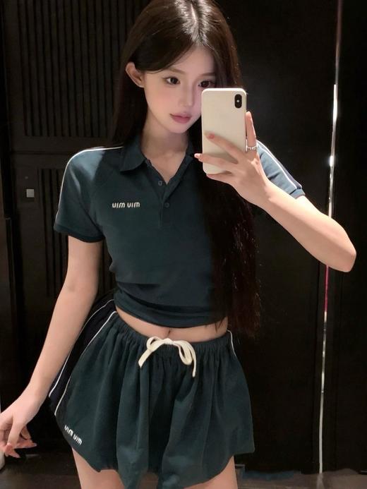 【非质量问题不退换】MiuMiu 26早春新款短袖 / 短裙（XHH） 商品图0