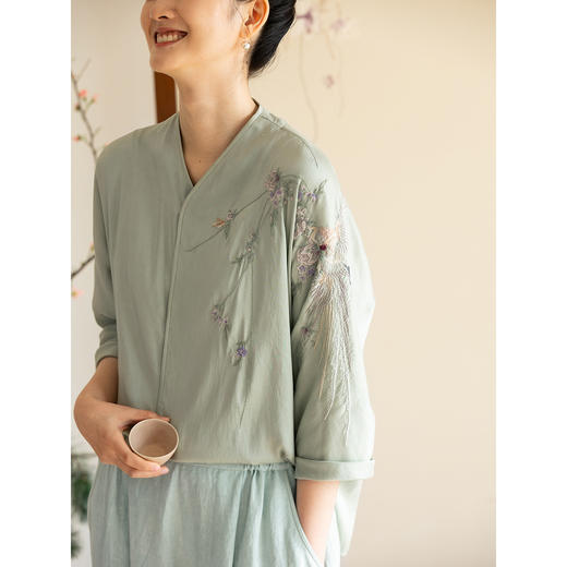 牧衣游原创 22姆米重磅双宫绸重工手绣外套古朴禅意真丝开衫 棠落 商品图3