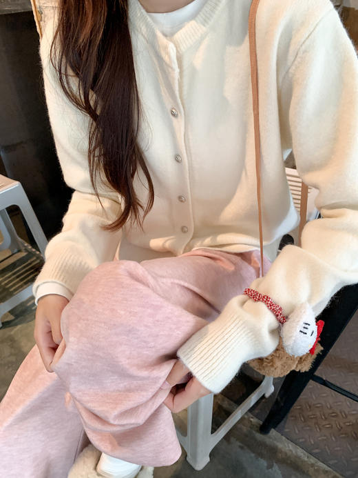 <曾小咸推荐>3.23现货秒杀 ！微信超特价！韩系阔腿休闲裤 日常159.99 立减90 秒杀69.99！！ 纯色开衫 秒杀79.99！！白色连帽长袖秒杀79.99！ 商品图12