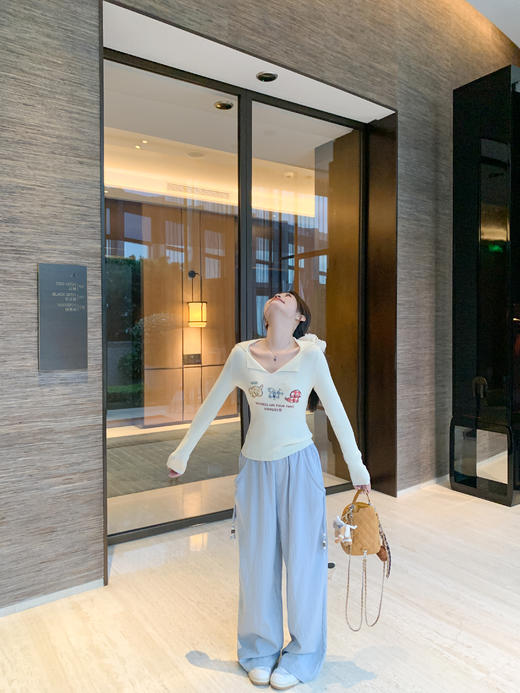 <曾小咸推荐>3.24现货秒杀 ！微信超特价！韩系v领针织衫 日常179.99 立减100 秒杀79.99！！ 商品图9