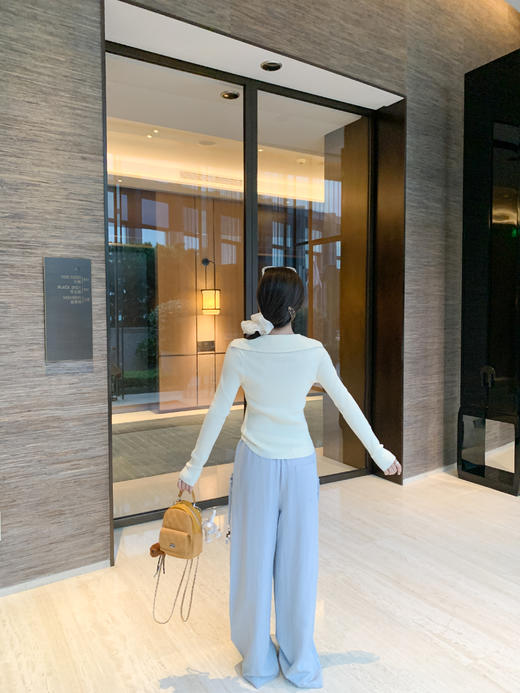 <曾小咸推荐>3.24现货秒杀 ！微信超特价！韩系v领针织衫 日常179.99 立减100 秒杀79.99！！ 商品图8