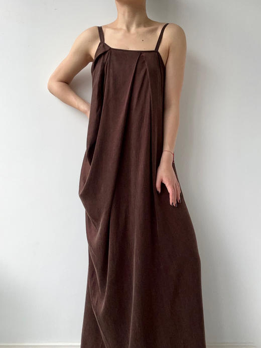 ranyepersonal｜PARADOX25DR03-2 不对称铜氨砂洗棕色吊带连衣裙 [ 棕 ] 商品图3