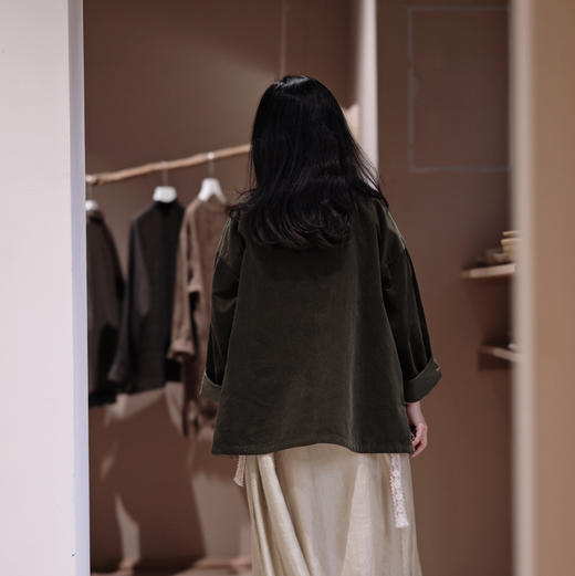 黄阿福  匹马棉灯芯绒小圆领开衫 商品图4