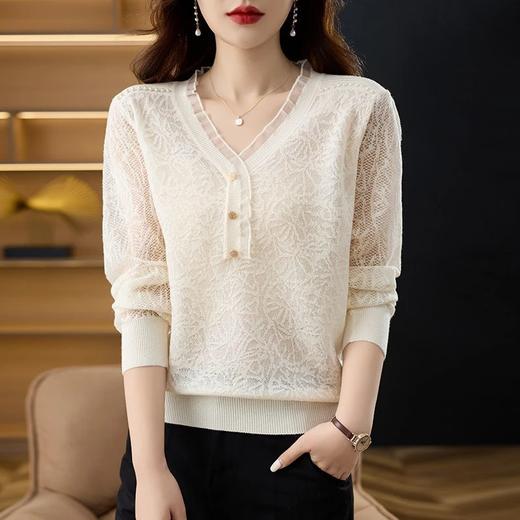 佐姿莎 蕾丝花边/提花钉珠针织衫合集  V 领设计 蕾丝花边/提花钉珠点缀 软柔滑糯 云朵般触感 温柔优雅 商品图3