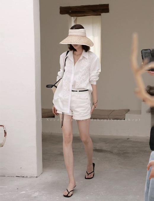 老钱风松弛感万针浮雕刺绣法式衬衫 商品图3