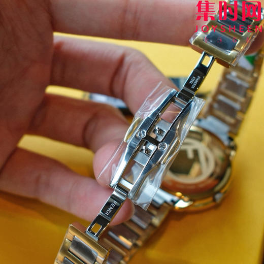 原单芬迪 女士腕表｜金色F的浪漫，是腕间的高级仪式感 表径35mm 商品图10