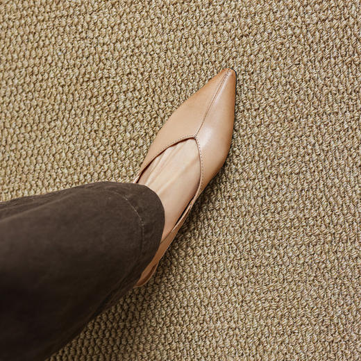 【预售5天】新款百搭一字带后空平底凉鞋女夏粗跟低跟尖头复古单鞋小皮鞋MX&mx26-099 商品图3