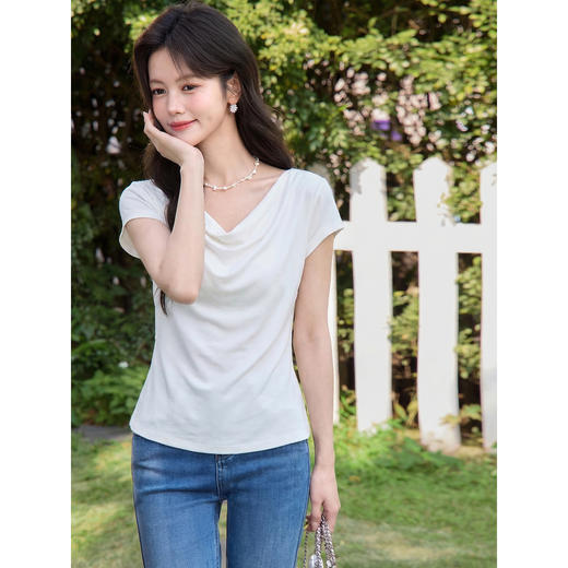 鹿向南「浅野含甜」白色短袖T恤女夏新款时尚百搭设计感显瘦上衣 商品图1