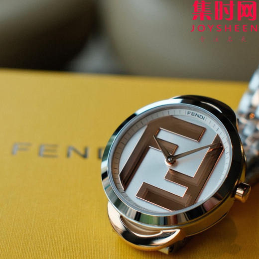 原单芬迪 女士腕表｜间枚新复古，腕间的优雅诗篇 表径32mm 商品图6