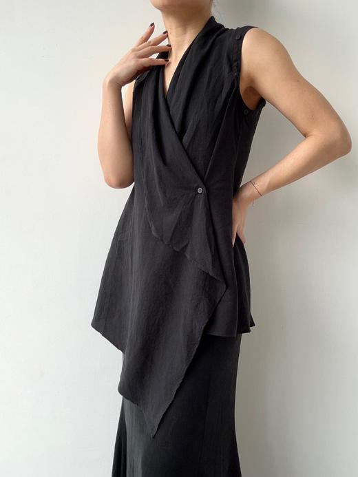 ranyepersonal｜PARADOX25RO04-2 不规则可拆卸黑色上衣 [ 黑 ] 商品图4