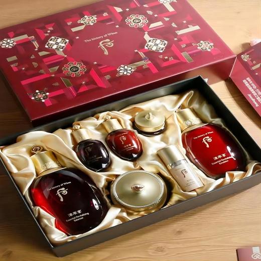 whoo后津率享 水乳霜七件套 （滋养液150ml+滋养乳110ml+面霜30ml+滋养液20ml+滋养乳20ml+精华10ml+眼霜4ml） 商品图1