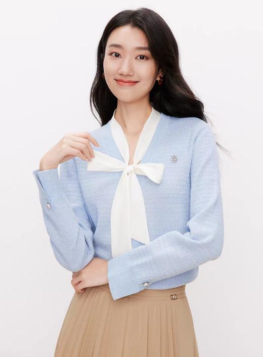 艺彩鎏光珂莱蒂尔春季新款细支羊毛通勤淑女蝴蝶结飘带毛衫 商品图0