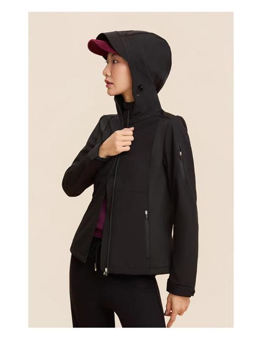 户外山系防风防水修身微磨毛软壳冲锋外套 商品图13