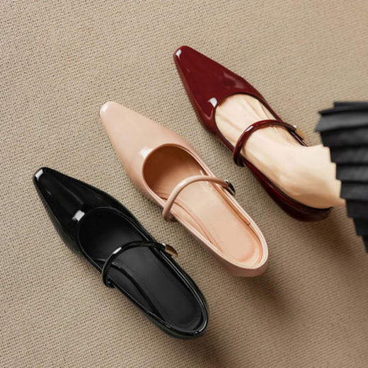 【预售5天】新款春季法式尖头玛丽珍单鞋女真皮中跟粗跟一字扣浅口小皮鞋DB&M6707 商品图0