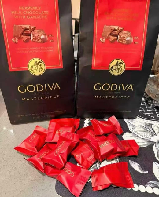 歌帝梵巧克力牛奶夹心Godiva巧克力礼盒 商品图3