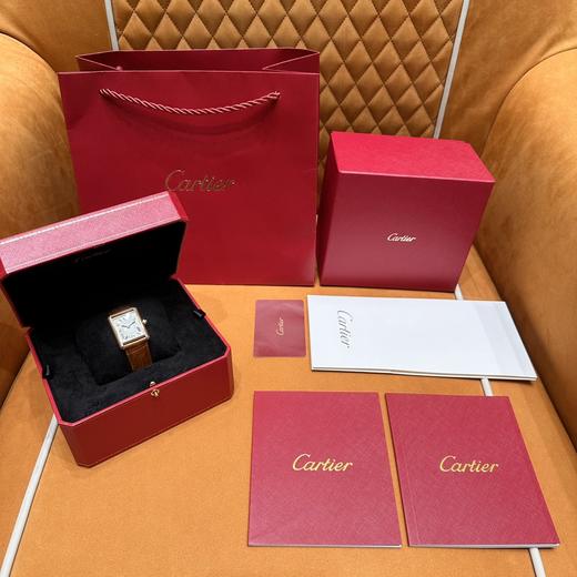 卡地亚 坦克系列腕表 鳄鱼皮 石英瑞士进口超薄高效能机芯尺寸:25.5X33.7mm 商品图3