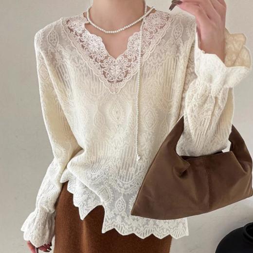 佐姿莎 蕾丝花边/提花钉珠针织衫合集  V 领设计 蕾丝花边/提花钉珠点缀 软柔滑糯 云朵般触感 温柔优雅 商品图1