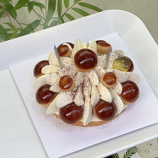 LITTLE WITCH香草焦糖巧克力圣多诺黑生日糕 6英寸 商品图1