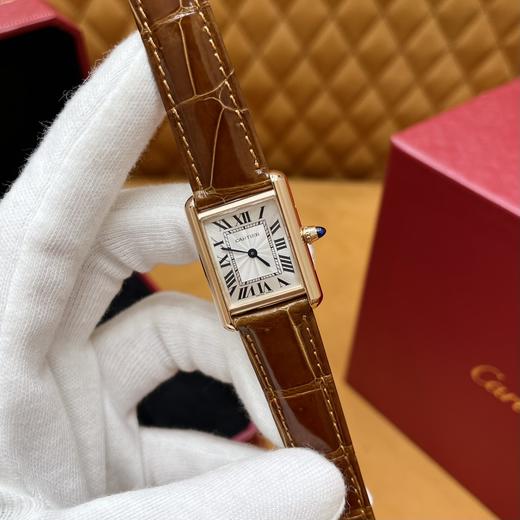 卡地亚 坦克系列腕表 鳄鱼皮 石英瑞士进口超薄高效能机芯尺寸:25.5X33.7mm 商品图2