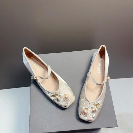 【新中式复古刺绣珍珠一字扣玛丽珍鞋】轻国风百搭配旗袍平底单鞋 商品图0