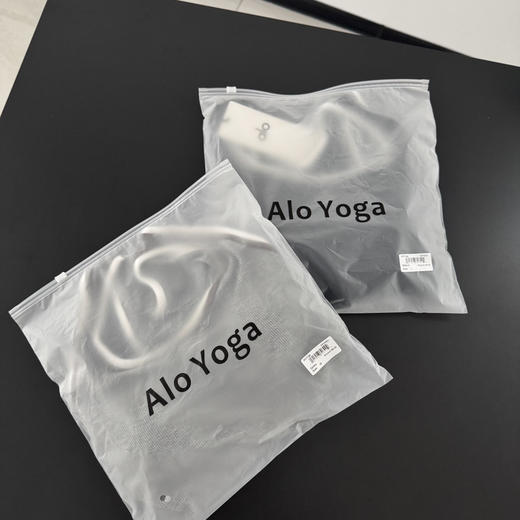 alo春季新款一体式带杯背心031114 商品图9