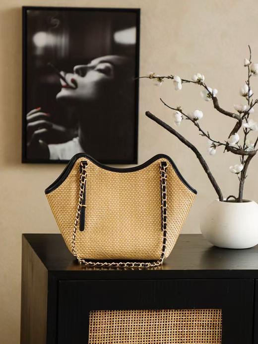 香奈儿 26C 拉菲草编织托特包 小号 （LZ） 商品图2