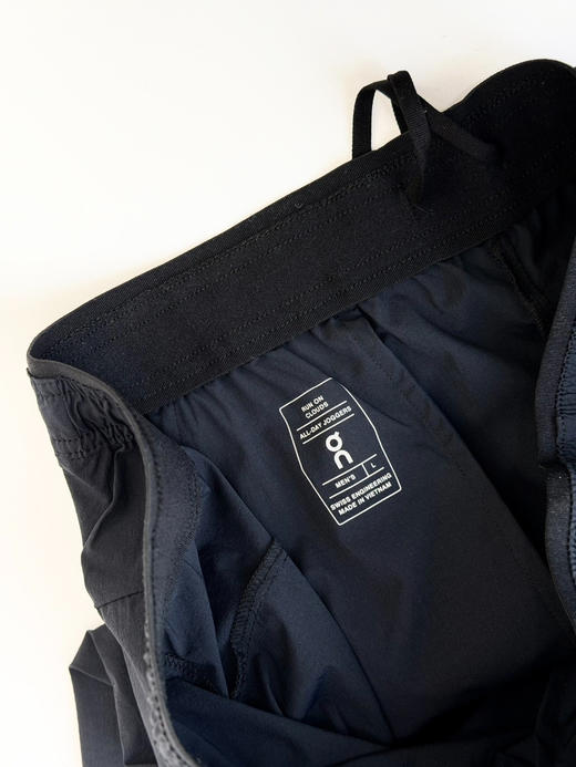 原单正品 On昂跑All-Day系列全天候休闲直筒轻透速干神裤，

颜色：黑色 灰色 
尺码：s-3xl 商品图7