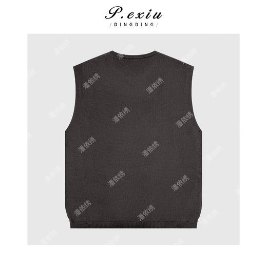 03-4潘依绣丁丁宠粉100%绵羊毛侧边纽扣开叉软糯圆领无袖针织背心Q45121 商品图1