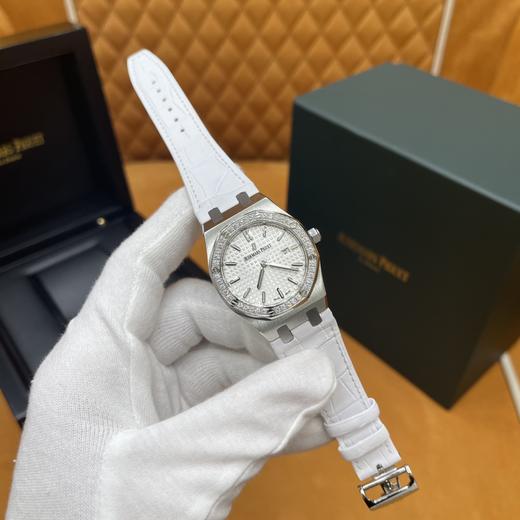 爱彼皇家橡树系列67651女款腕表 33mm 商品图1