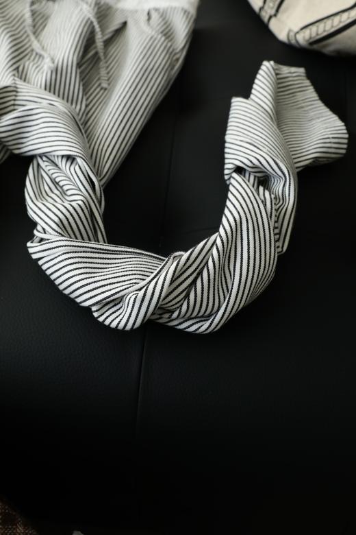 条纹元素花边腰头拼接设计感慵懒拖地裤 商品图13