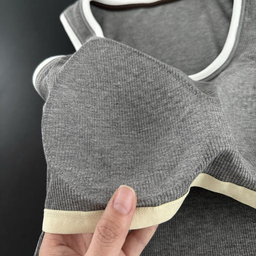 alo春季新款一体式带杯背心031114 商品图11