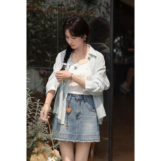 鹿向南「夏风漫屿」复古蓝色牛仔半身裙女夏新款高腰显瘦A字短裙 商品图1
