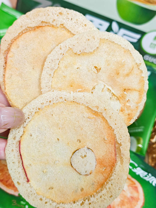 🔥七度黄金甜！咔滋脆💥【7°C苹果脆果派】💰19.9到手25包💰36.9到手55包一开袋就是浓郁新鲜苹果香🍎金黄酥脆颜值超高✨ 商品图5