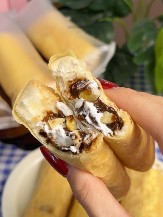 到宝！叮咚熊也太会了吧！【叮咚熊法式可丽饼面包】 直接戳中我心巴✨ 软 fufu 法式可丽饼面包双口味来袭✨ 一款榛子巧克力 × 香蕉碎🍫  商品图5