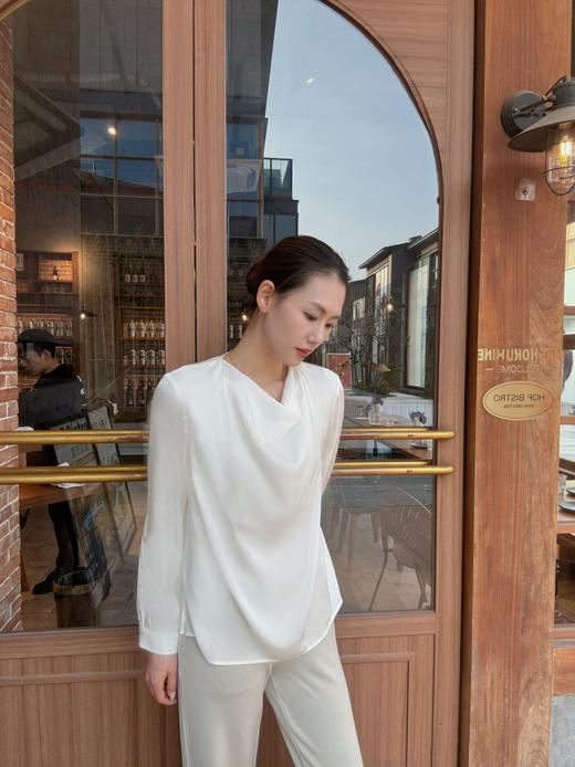 【百搭真丝】噢蜜ooomeooo真丝荡领女衬衫 商品图1