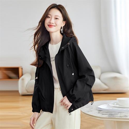 百媚生 连帽短款风衣外套女休闲夹克上衣MUZI68870 商品图8
