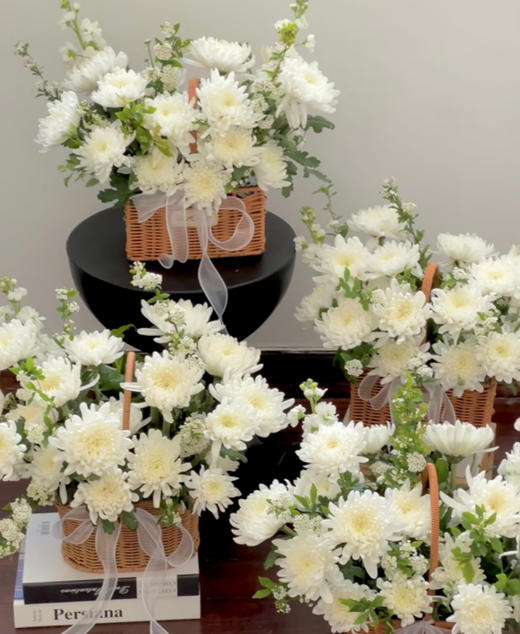 菊花花篮

向花朵折一枝春天
遥寄生生不息的思念 商品图1