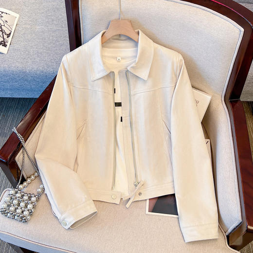 丁摩 高级感杏色翻领正肩麂皮绒厚外套春秋季新款高腰短款夹克6ZF-2162 商品图0
