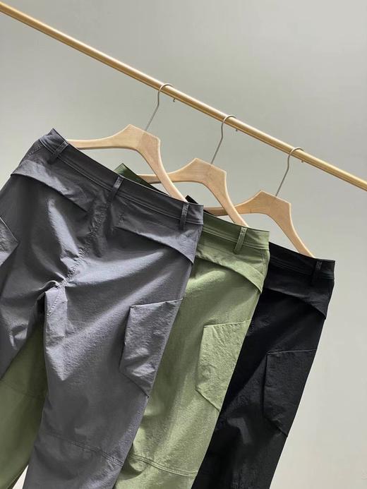 F032376男款防风轻量简约休闲户外多功能休闲长裤 商品图4