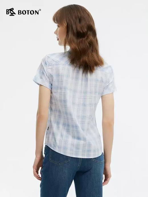 波顿夏季女士元气蓝粉格纹衬衣 简约 V 领休闲短袖衬衫LS055225 商品图3