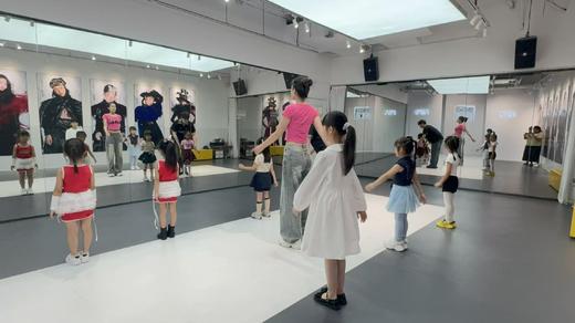 【好邻福利】模星时尚艺术学院 少儿模特形体课/成人形体气质课 商品图5